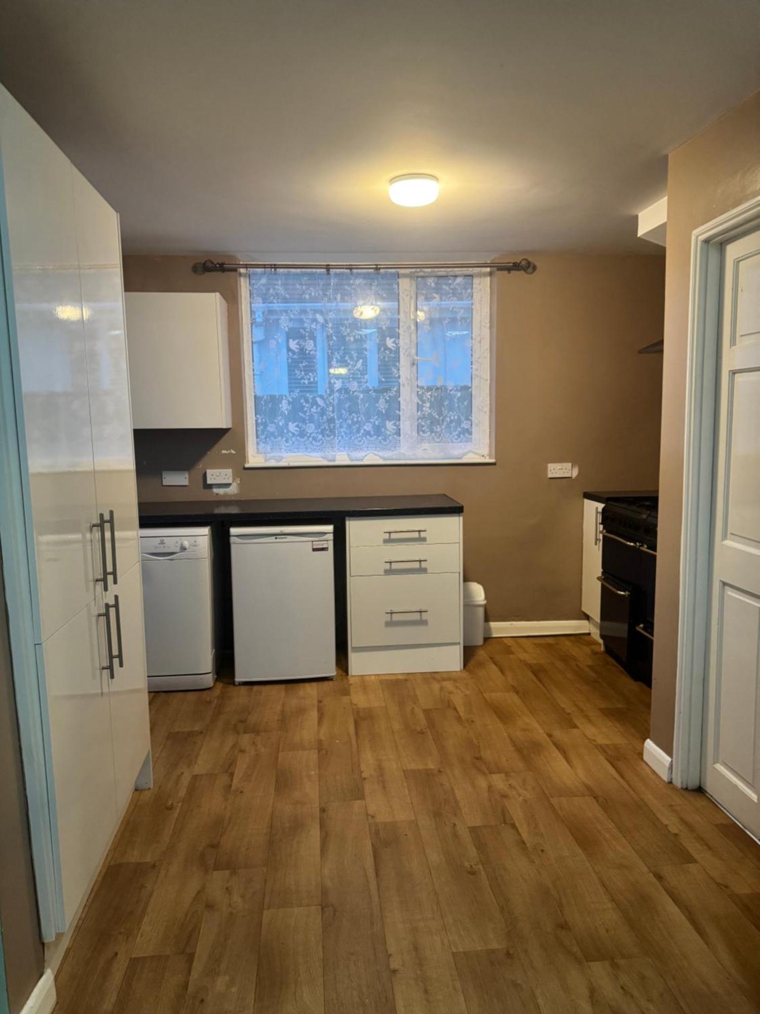 Jxb Homes - Lovely And Spacious Rooms Cliftonville Bagian luar foto