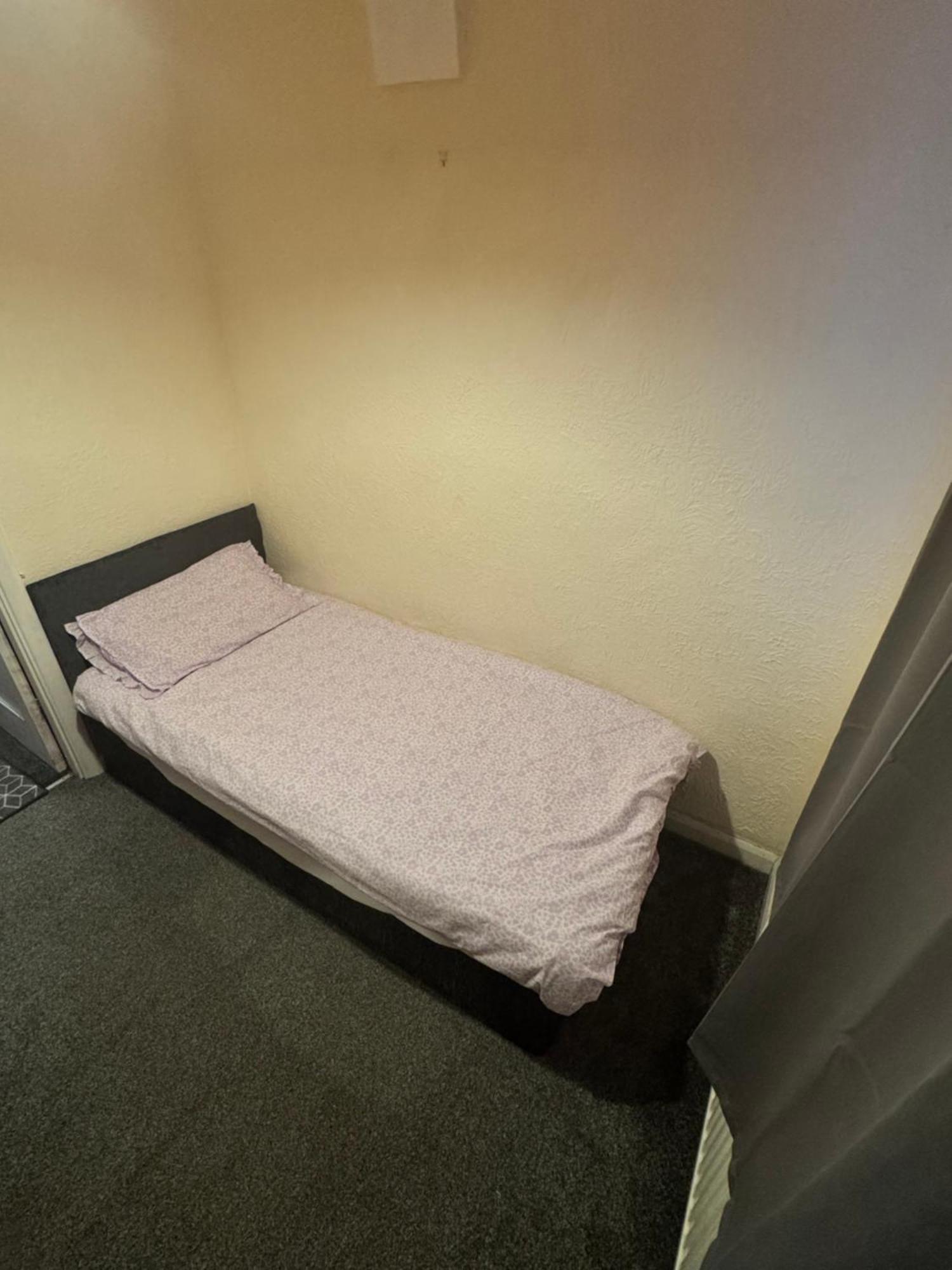 Jxb Homes - Lovely And Spacious Rooms Cliftonville Bagian luar foto