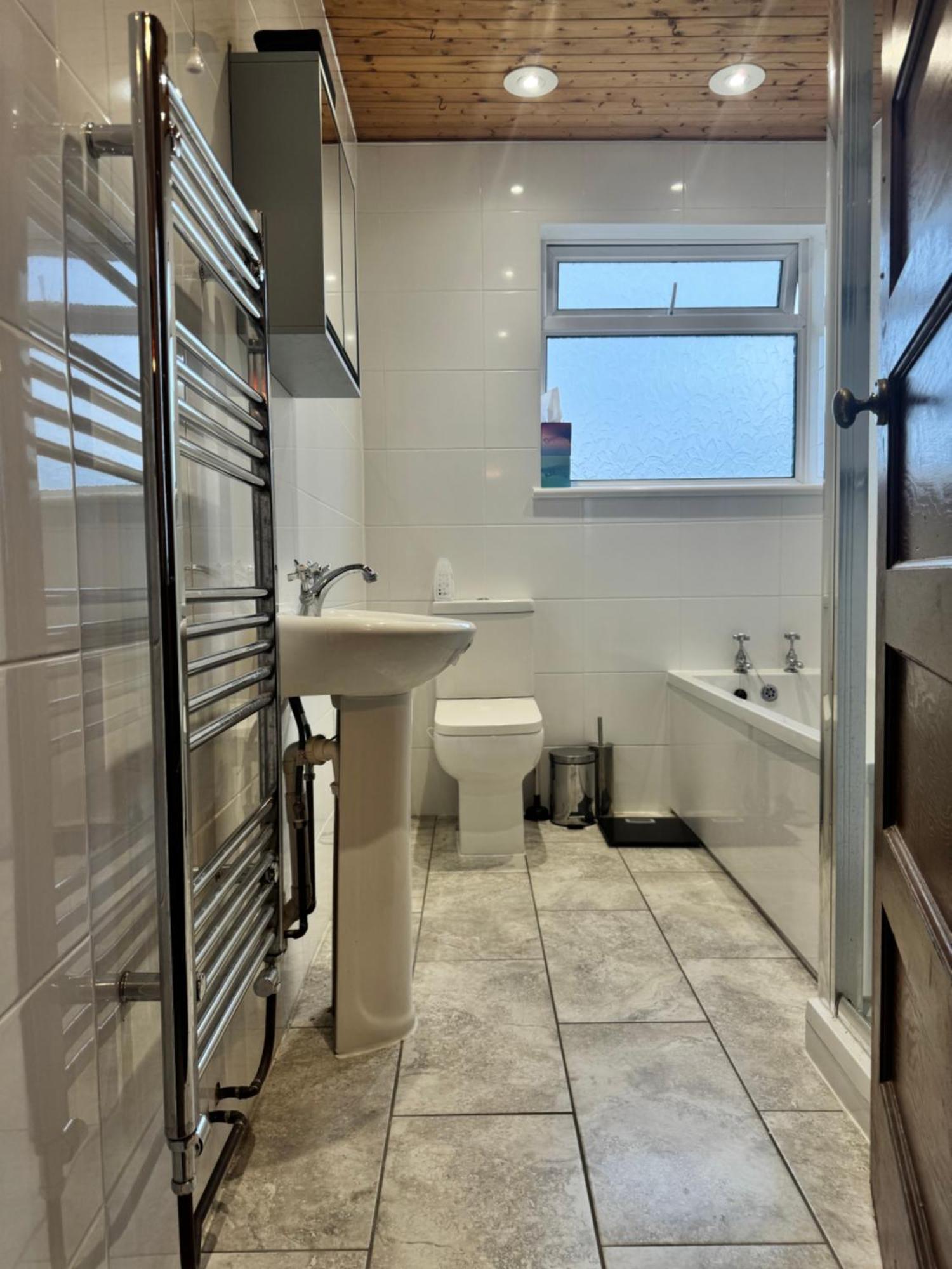 Jxb Homes - Lovely And Spacious Rooms Cliftonville Bagian luar foto