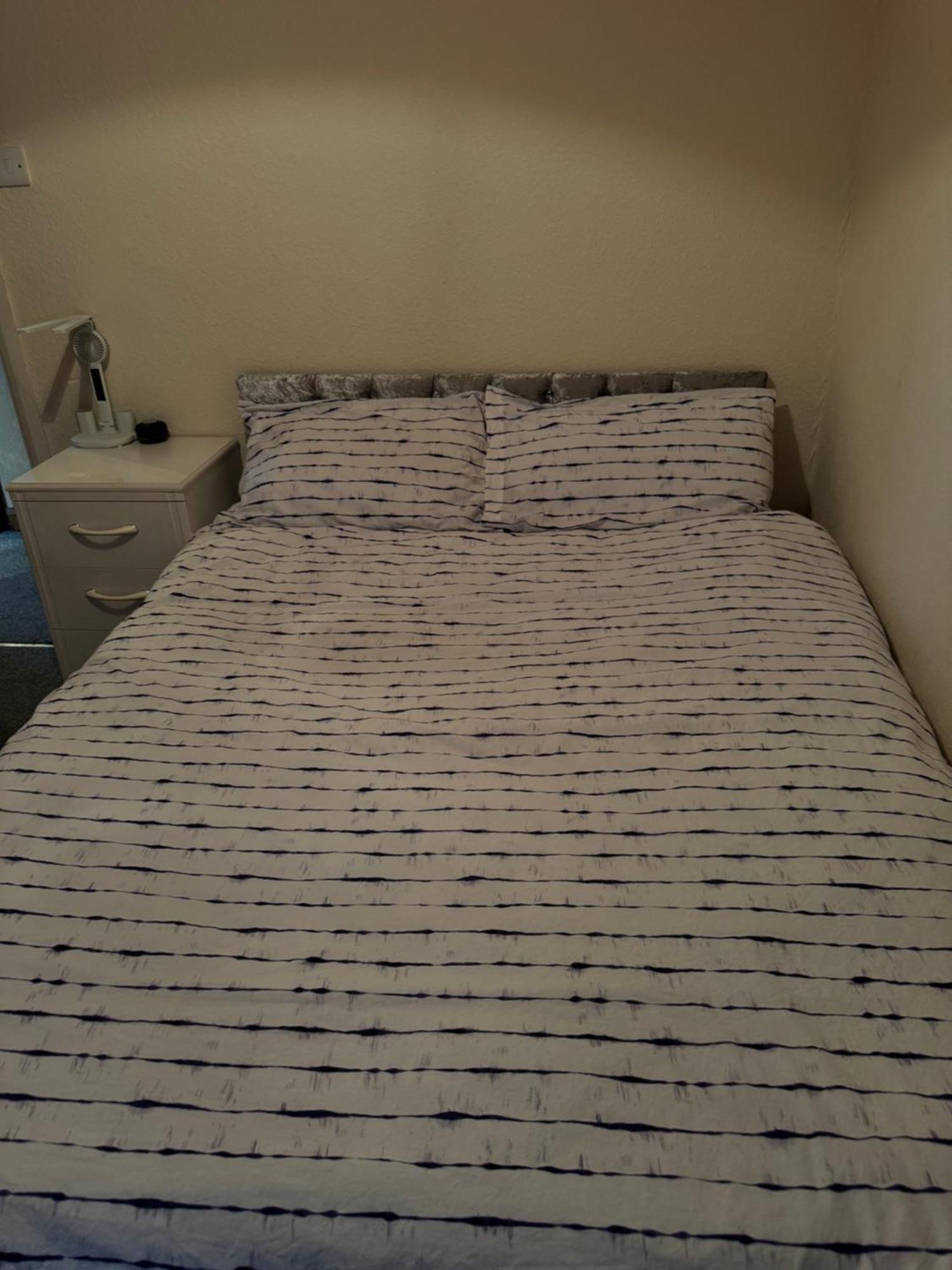 Jxb Homes - Lovely And Spacious Rooms Cliftonville Bagian luar foto